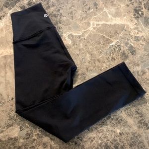 Lululemon Align High-Rise 21” Crop Legging Black. NEVER WORN
